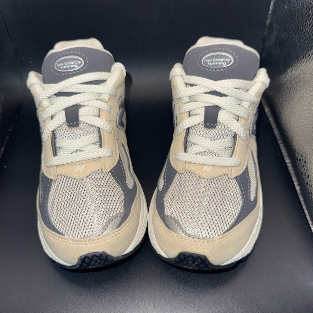 Size 2y Ps  New Balance 2002r Sandstone Magnet Pc2002fa Very Clean No Box